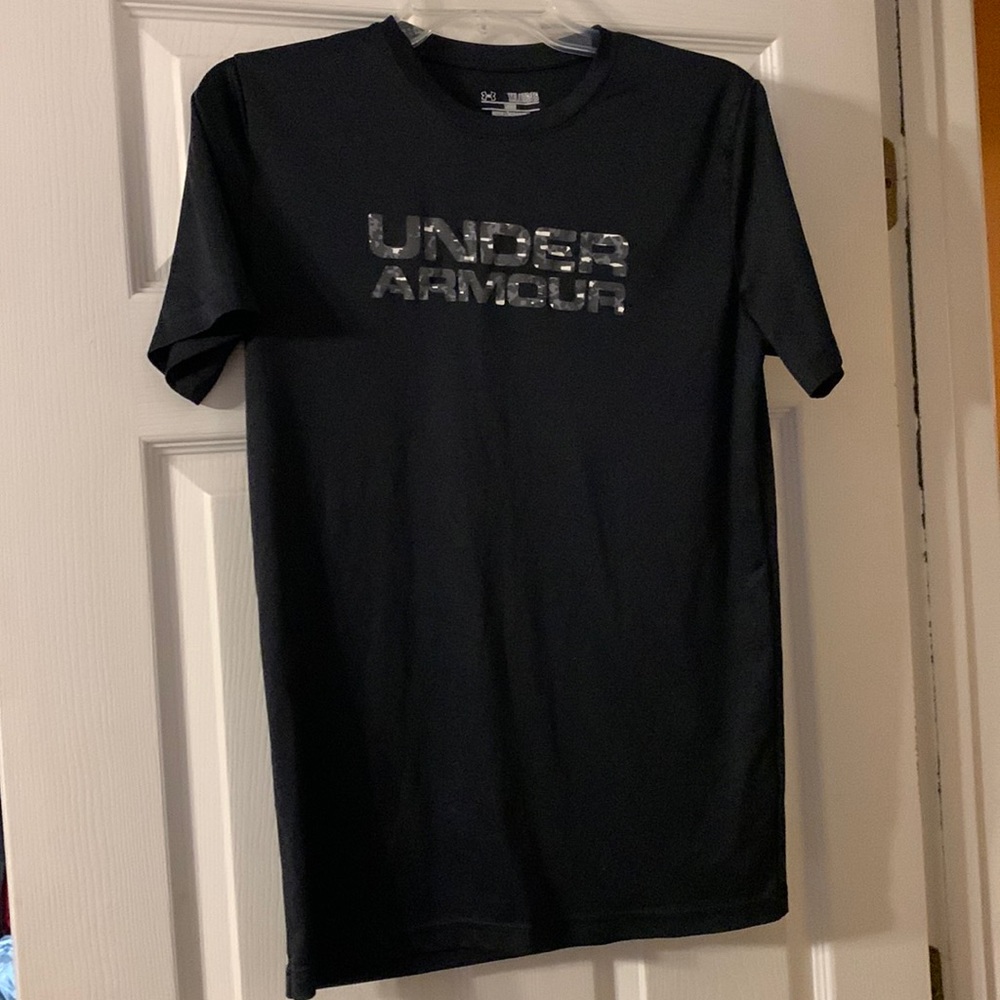 Under armour youth dry tech shirt